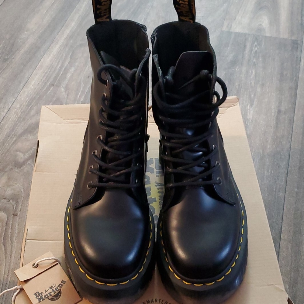 Dr Martens Jadon Boots